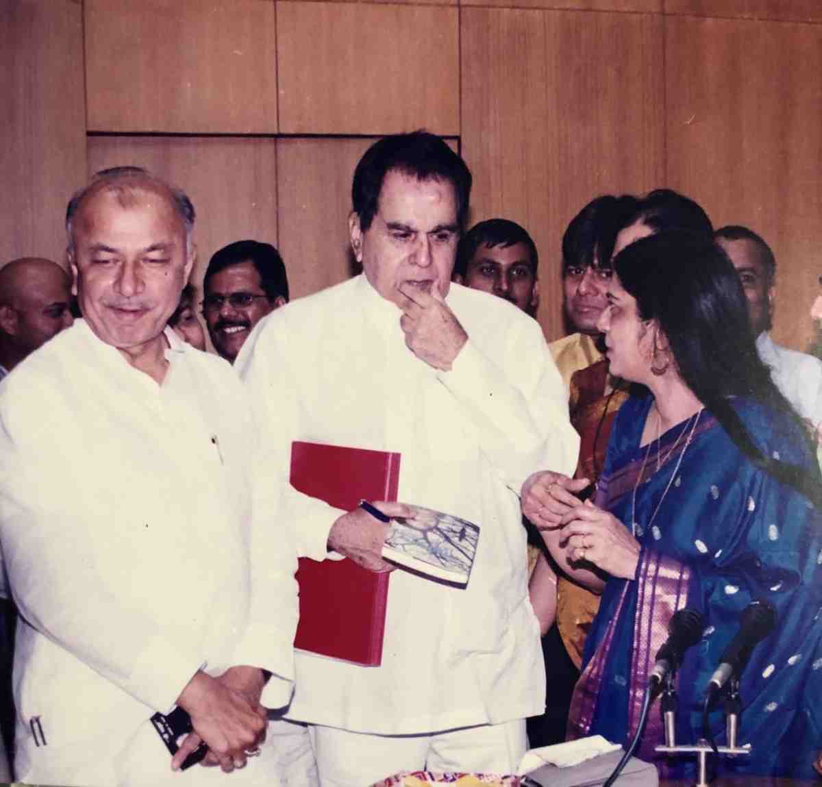 Rajani Pandit with Dilip Kumar and Sushilkumar Shinde
